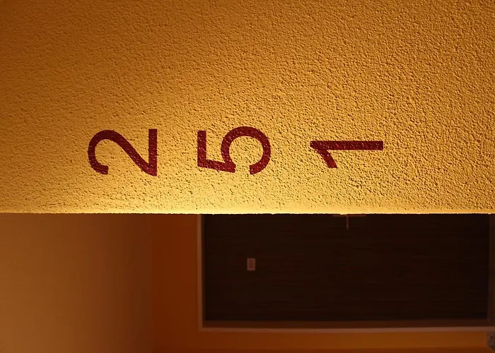 Hotel Hotel R5 Budget - Chur Coira