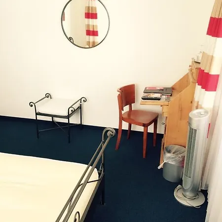 Hotel R5 Budget - Chur 쿠어